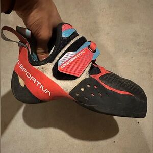La Sportiva Solution Comp Climbing Shoe 37.5